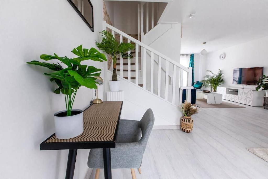 Forest Chic : Maison San Marina Apartman Parmain Kültér fotó