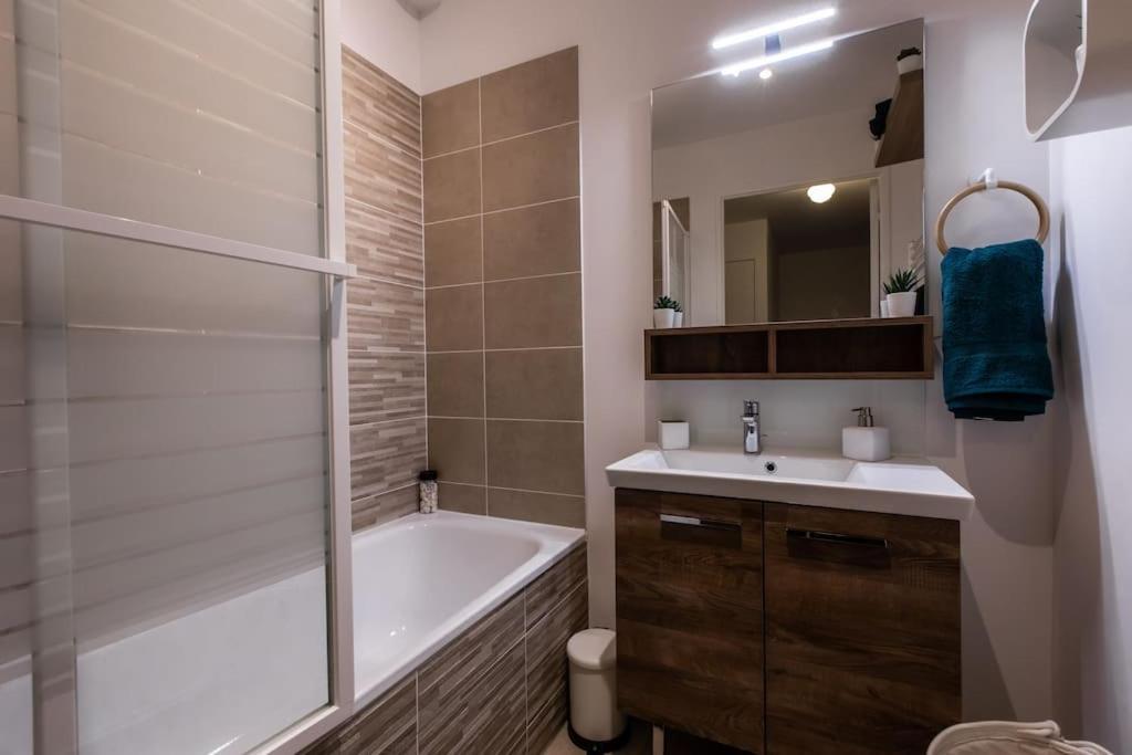Forest Chic : Maison San Marina Apartman Parmain Kültér fotó